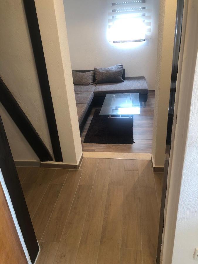 Apartment Seven's
